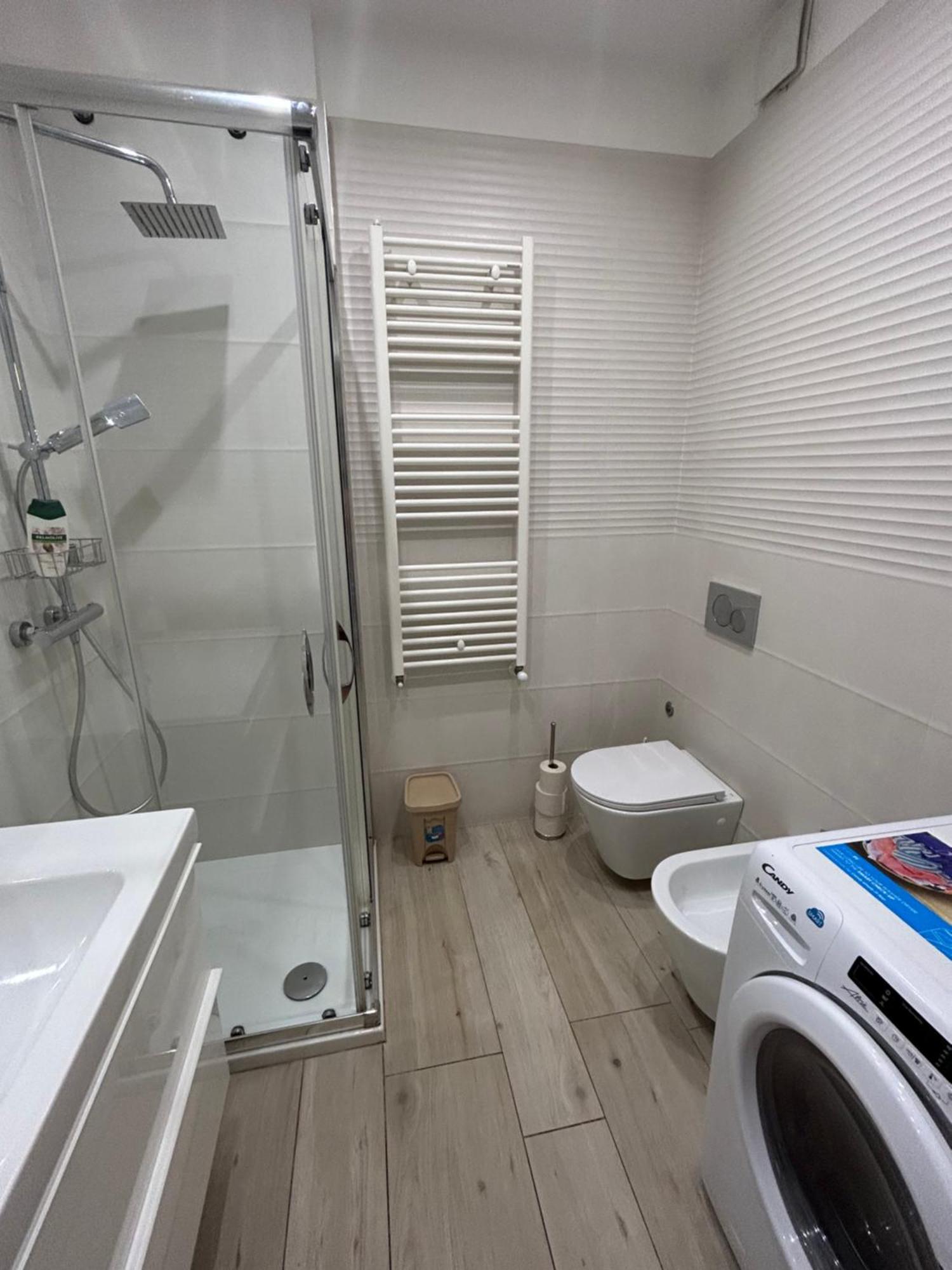 Central Modern Studio Bari Apartment Ngoại thất bức ảnh