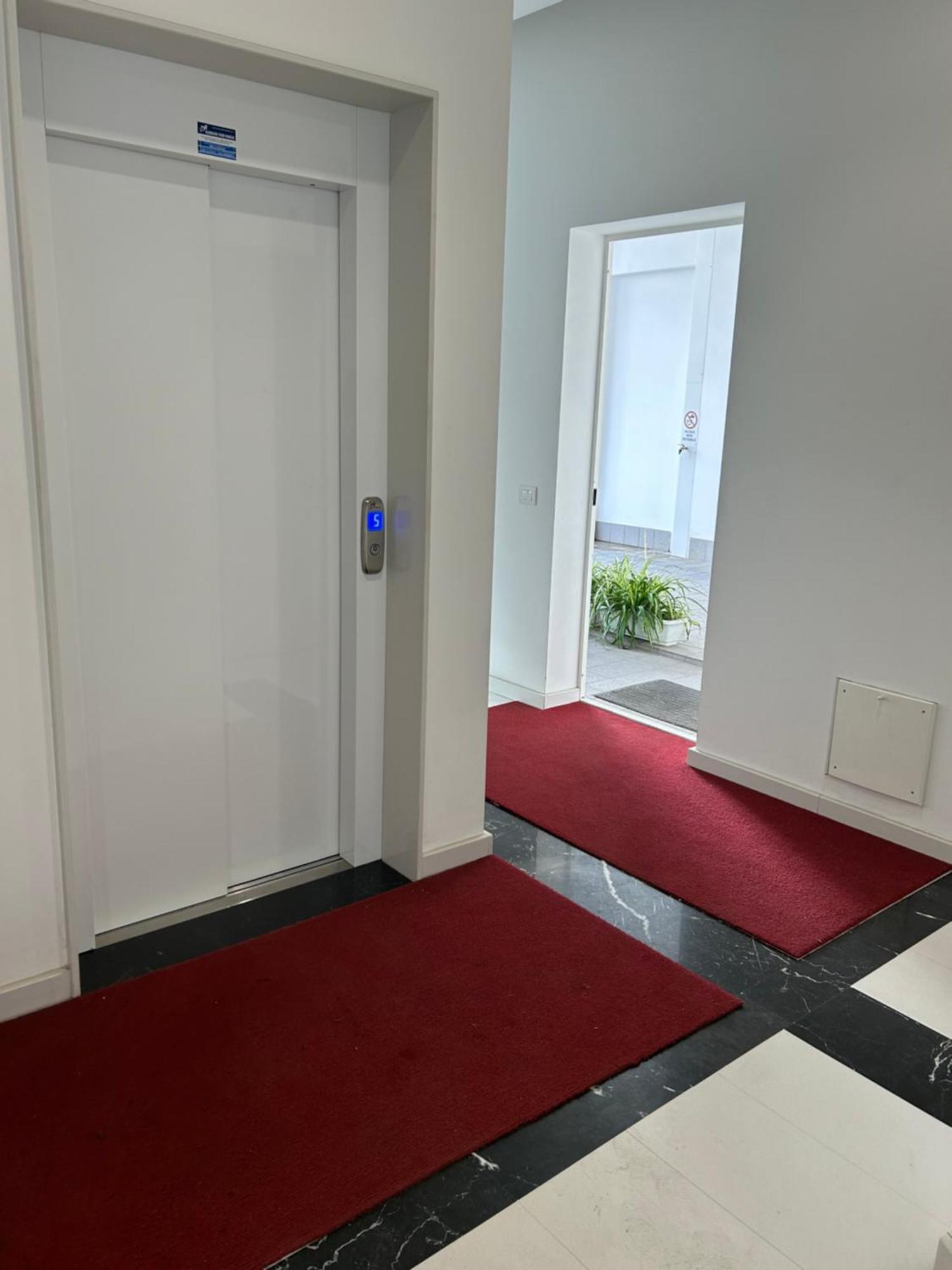 Central Modern Studio Bari Apartment Ngoại thất bức ảnh