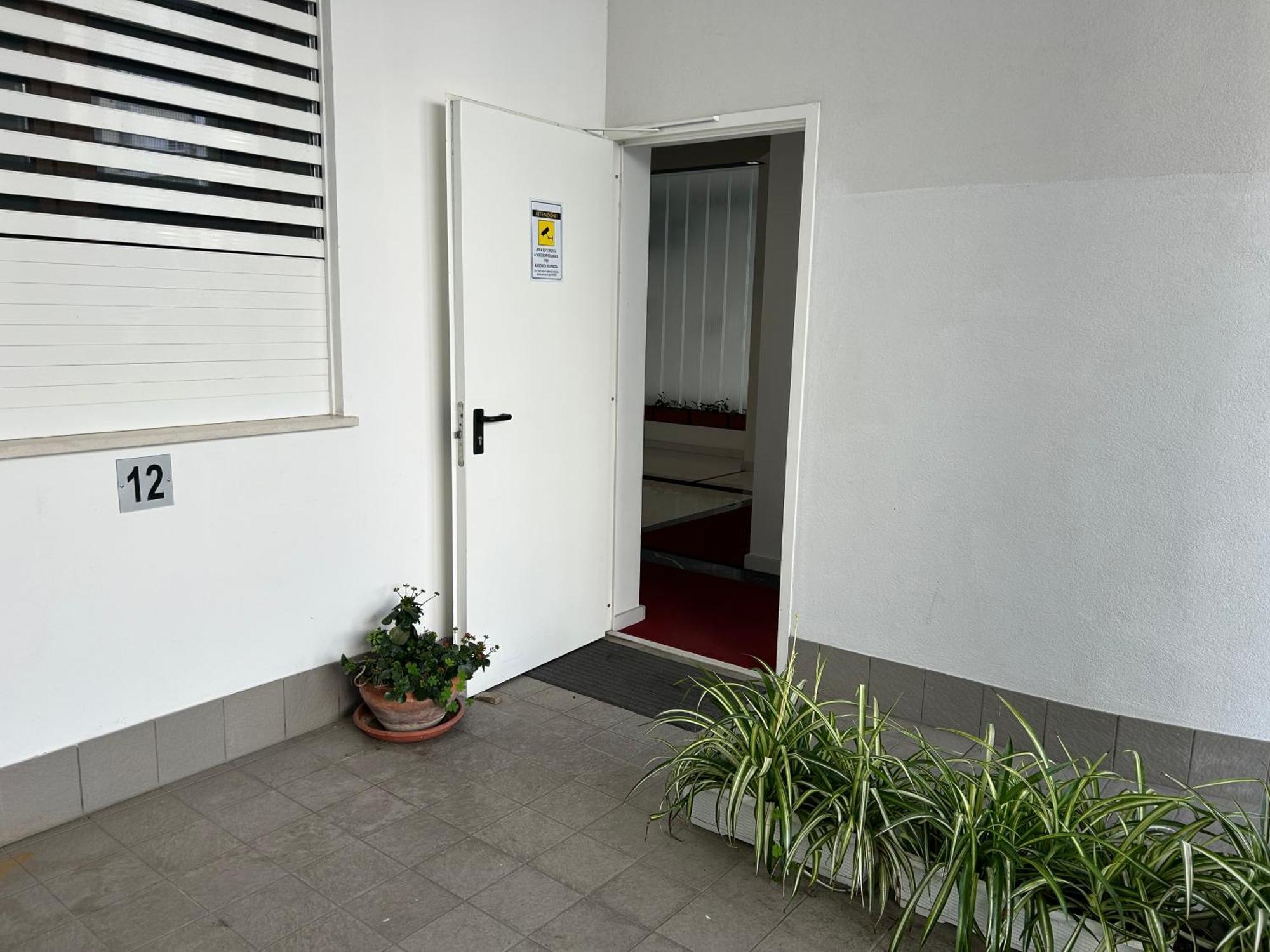 Central Modern Studio Bari Apartment Ngoại thất bức ảnh