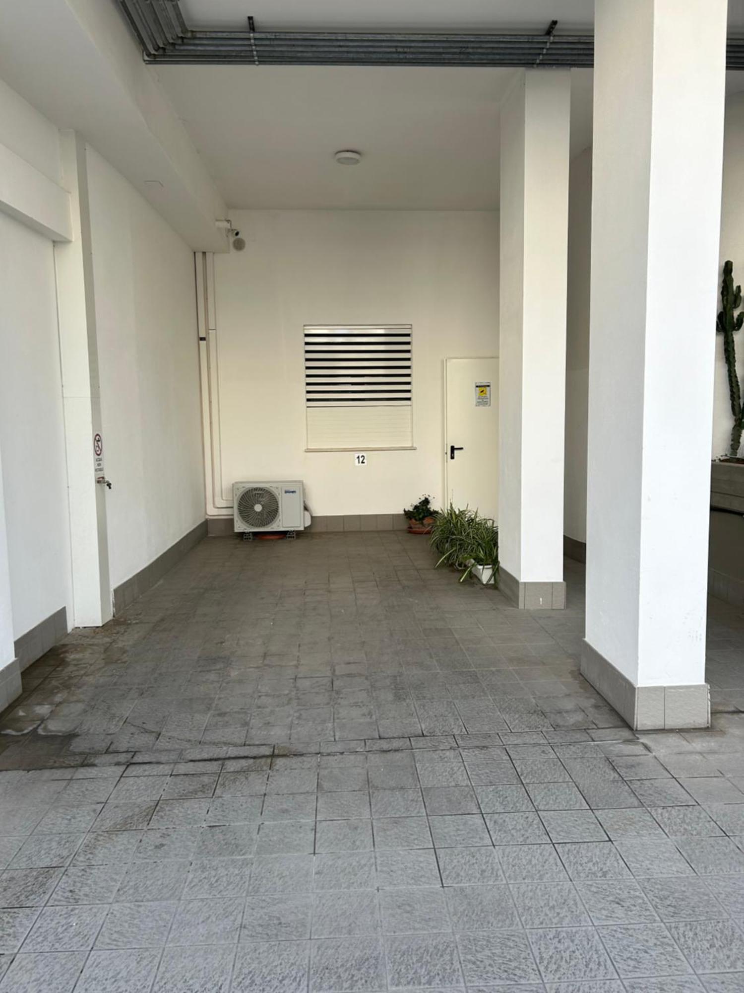 Central Modern Studio Bari Apartment Ngoại thất bức ảnh