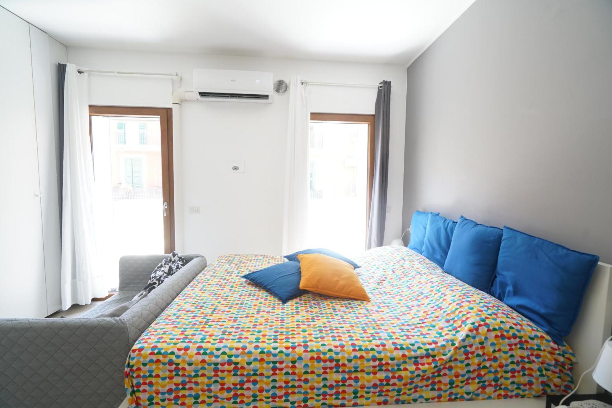 Central Modern Studio Bari Apartment Ngoại thất bức ảnh